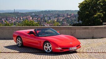 Prodám 2003 Chevrolet Corvette Convertible - 8