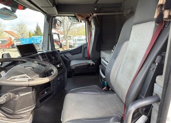 Renault C520 - 6x4 - Nosič kontejnerů + HR-KESLA 2111 - 8