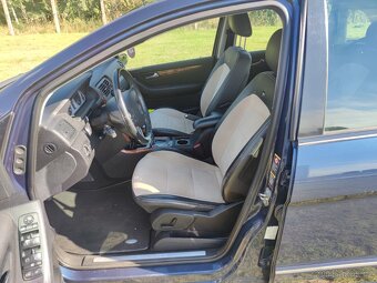 Marcedes-Benz B170 - 8