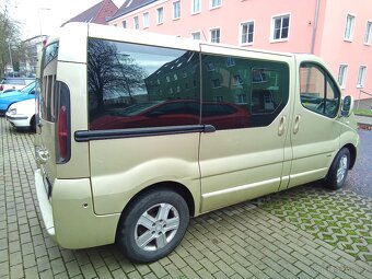 Opel vivaro 2.5 CDTI 99kw L1 - 8
