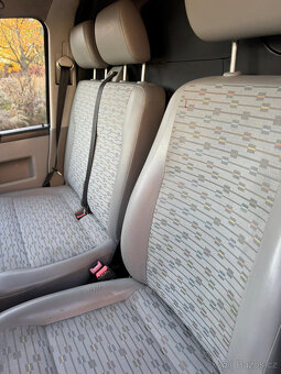 Volkswagen Transporter 2.0TDI - 8