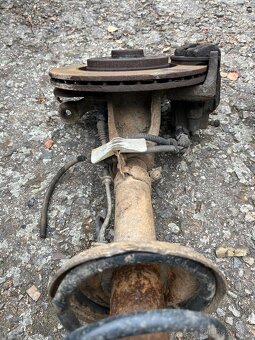 Tlumiče, těhlice, brzdy Octavia 4x4 - 8