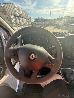 RENAULT TRAFIC 02/2015 DCI 115 - 8