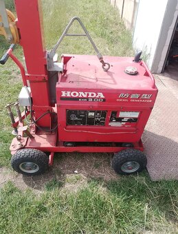 Osvětlovaci stožár s centralou - 8