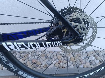 PRODÁM CORRATEC REVOLUTION 29" SUPERLIGHT - 8