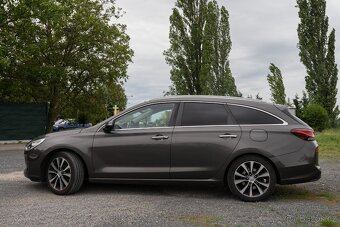 Hyundai i30, 1.6 CRDi, vysoká výbava Style, 100kw, Automat - 8