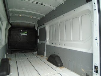 Ford Transit 2.2 TDCi JUMBO 350 - 8