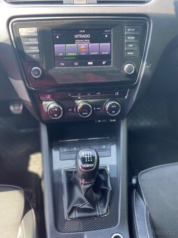 Škoda Octavia combi RS 2.0 TDI, 135kW - 8