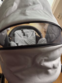Tako kombinovaný kočárek Corona ECO a autosedačky - 8