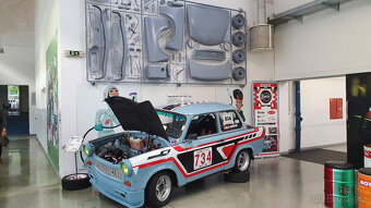 Plastová nádrž Trabant - 8