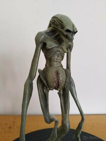 Alien Newborn Polystone Diorama 36cm Sideshow no Hot toys - 8