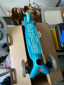 PRODÁNO, KOLOBĚŽKA MICRO MINI DELUXE AQUA. PERFEKTNÍ STAV - 8