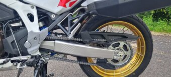 Honda africa twin crf 1100 adventure - 8