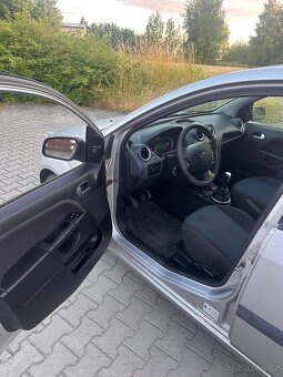 Ford Fiesta 1.3 51kw - 8