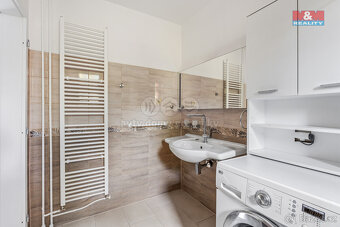 Prodej podílu 1/2 rodinného, 149 m², Ústí n/L, ul. Štursova - 8