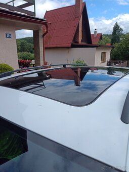 VW Touran TGI CNG r.v.2015 nové v CR, servisovano, 2.maj. - 8