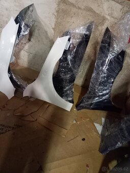 Škoda octavia fabia blatník jakákoliv barva, kus 3500,- - 8