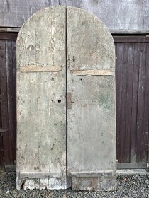 Starožitné dřevěné dveře a vrata - 8