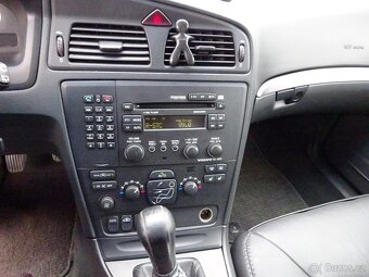 Volvo XC70 2.5T r.v.2003 (154 kw) Koupeno v ČR (DPH) - 8