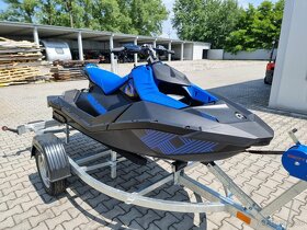 Sea - Doo SPARK TRIXX 900 HO ACE 3-up iBR 90hp modrá - 8