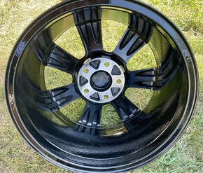 Alu Audi A3 6,5jx16 ET50 5x112 - 8