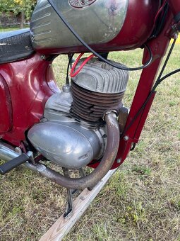 Jawa 250/559 - 8