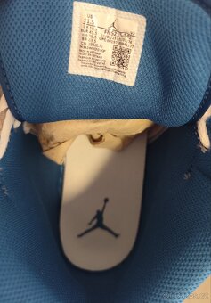 Nike Air Jordan 1 Mid SE - 8