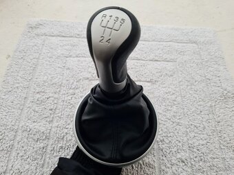 Radiaca páka pre ŠKODA FABIA 2 - 8