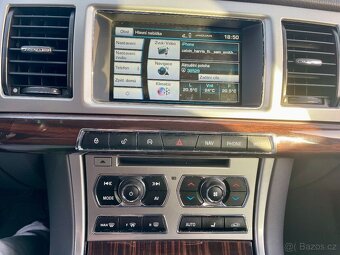 Jaguar XF 2.2D 147kW - pár chyb - 8