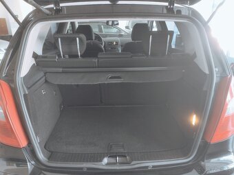 Mercedes-Benz A150 Classic, ČR, pravidelný servis, zachovalé - 8