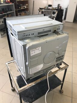 Prodáme troubu Bosch - 8