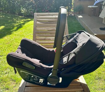 Autosedačka Bugaboo Turtle Air by Nuna BLACK + Isofix báze - 8