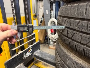 Sada celoročních pneumatik Mercedes Sprinter - 8