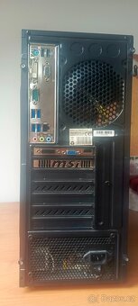 Stolní počítač - 8