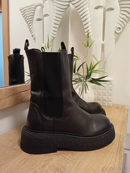 Badura dámské chelsea polokozačky vel. 39 kožené - 8