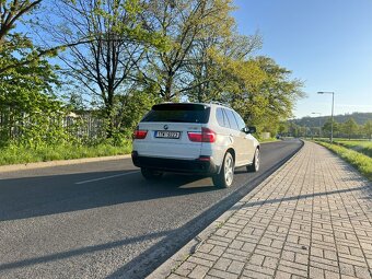 BMW E70 X5 3.0D - 8