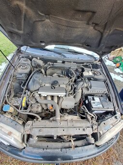 Prodám Volvo S40 r.v. 1999 LEVNĚ na náhradní díly - 8