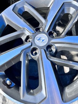 5x114,3 R18 originál alu disky Hyundai + senzory - TOP - 8