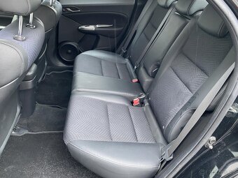 Honda Civic 1.4i , 73 kW benzín, 2010 - 8