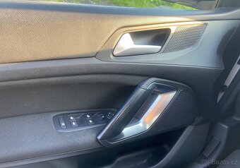 Peugeot 308, 2019 - 8