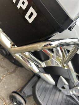 Policejní motorka BMW - 8