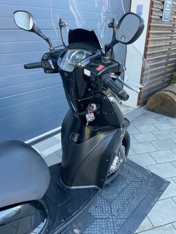 Kymco People GTi 200 rok 2011 - 8