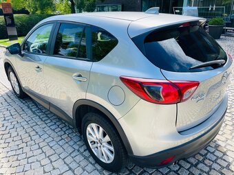 Mazda CX-5 2.0i 4x4 AUTOMAT SENZORY VÝHŘEV SERVISKA MAZDA - 8