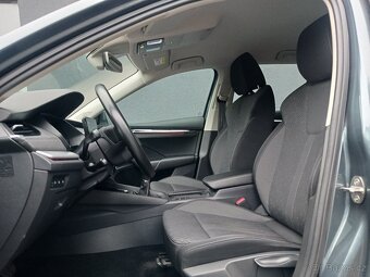 Škoda Octavia, 2,0 TDI KOMBI STYLE PLUS 1.majitel - 8