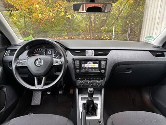 Škoda Octavia,  1.6 TDi 81 kW STYLE XENON NEHAVAR.SERVISKA - 8