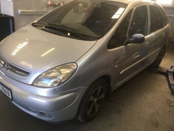 Citroen Xsara Picasso - 8