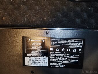 Mixážní pult Pioneer DJ DDJ-REV1 - 8