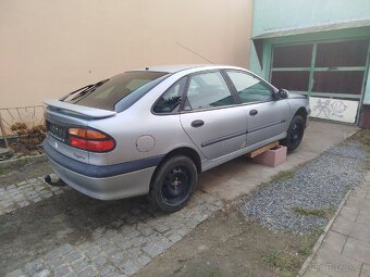 Renault Laguna I 1.6 16V r.v 1998 - 8