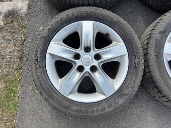 Alu orig letní sada Kia 5x114,3 6J ET51 205/55 R16 - 8