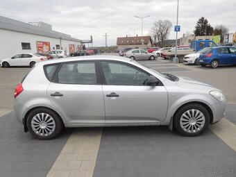 Kia Cee'd 1.4i CVVT 16V Comfort, 80 kW, Klima - 8